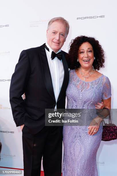 Austrian actor Albert Fortell and Austrian actress Barbara Wussow attend the 28th Leipzig Opera Ball at Oper Leipzig on October 2, 2023 in Leipzig,...
