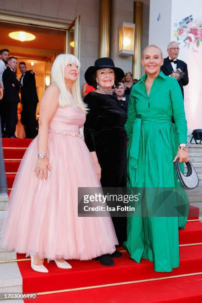 Natascha Ochsenknecht with her sister Judith Golombiewski and her mother Baerbel Wierichs attend the 28th Leipzig Opera Ball at Oper Leipzig on...