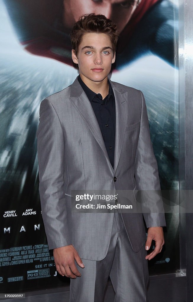 "Man Of Steel" World Premiere - Outside Arrivals