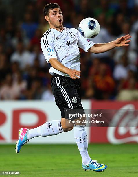 Kevin Volland of Germany controles the ball during the UEFA European U21 Championship Group B match between Germany and Spain at Netanya Stadium on...