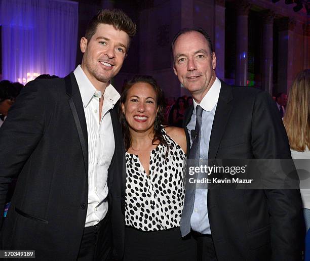 Robin Thicke and President of Samsung Electronics America Tim Baxter attend the Samsung's Annual Hope for Children Gala at CiprianiÕs in Wall Street...