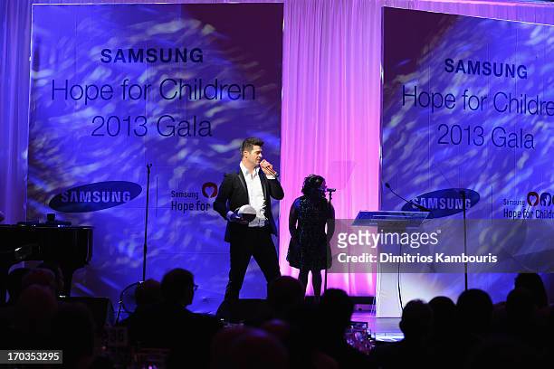 Robin Thicke performs at the Samsung's Annual Hope for Children Gala at Ciprianis in Wall Street on June 11, 2013 in New York City.