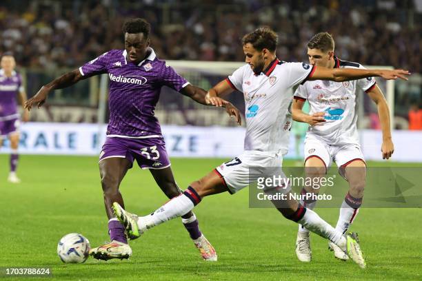 Michael Kayode of ACF Fiorentina controls the ball during the Italian Serie A football match between ACF Fiorentina and Cagliari ,on October 2 ,2023...