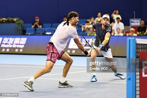 Jamie Murray of Great Britain and Michael Venus of New Zealand compete against Nathaniel Lammons of the United States and Jackson Withrow of the...