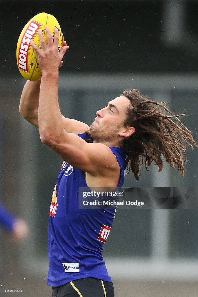 Western Bulldogs Media & Training Session