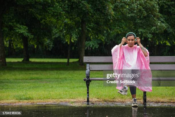 listening in the rain - woman in shower tattoo stock pictures, royalty-free photos & images