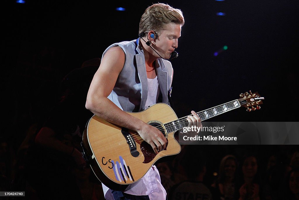 Cody Simpson In Concert - Phoenix, AZ