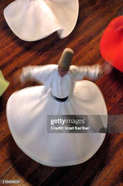 whirling dervishes perform the sema ritual - soefisme stockfoto's en -beelden