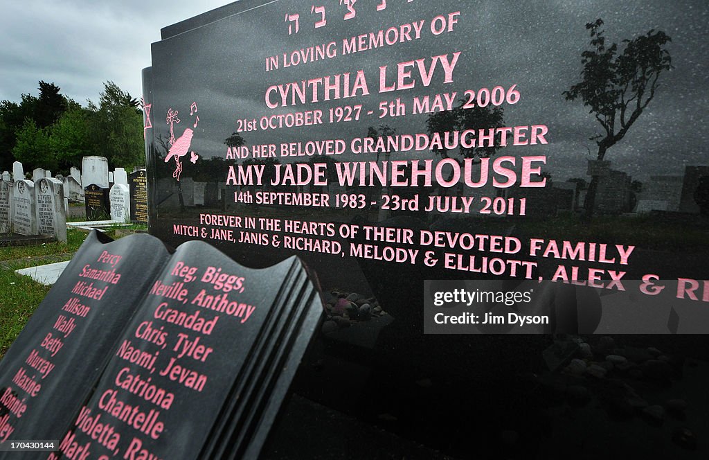 Amy Winehouse Final Resting Place