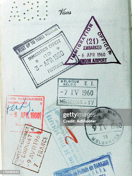 passaporto francobolli vintage - timbro-del-passaporto foto e immagini stock