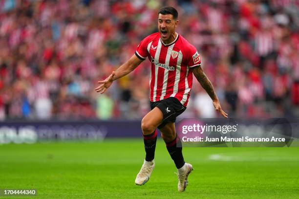 Yuri Berchiche of Athletic Club celebrates after scoring the team's first goal during the LaLiga EA Sports match between Athletic Bilbao and Getafe...