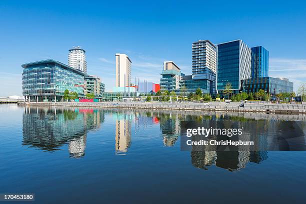 media city uk manchester salford quays, - salford quays stock-fotos und bilder