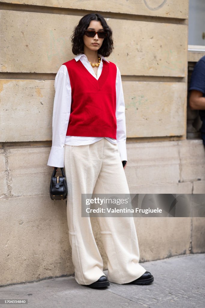 Street Style - Paris Fashion Week - Womenswear Spring/Summer 2024 - Day Three