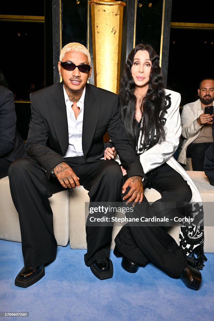 Balmain : Front Row - Paris Fashion Week - Womenswear Spring/Summer 2024