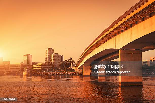 long beach cityscape - port of long beach stock pictures, royalty-free photos & images