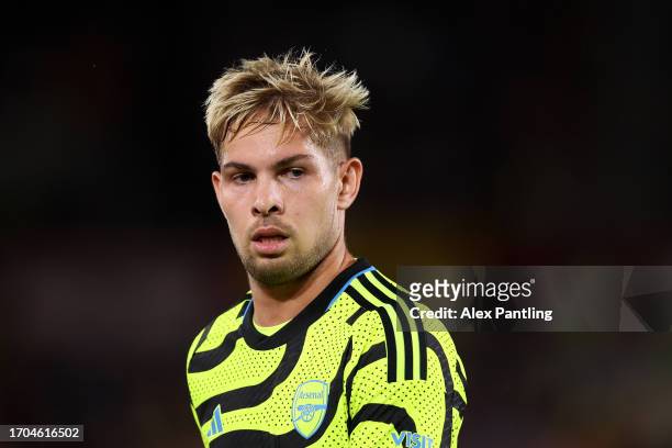 Emile Smith Rowe of Arsenal looks on during the Carabao Cup Third Round match between Brentford and Arsenal at Gtech Community Stadium on September...