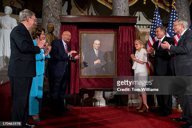 From left, Senate Minority Leader Mitch McConnell, R-Ky., House Minority Leader Nancy Pelosi, D-Calif., Rep. John Dingell, D-Mich., Dingell's wife...