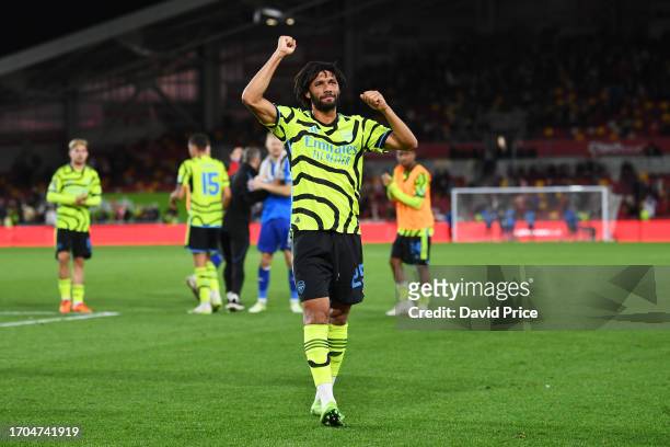 Mohamed Elneny of Arsenal acknowledges fans following their sides victory after the Carabao Cup Third Round match between Brentford and Arsenal at...