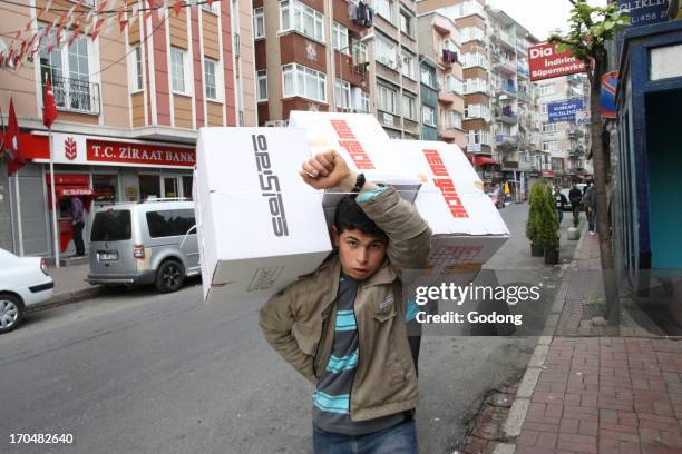 Delivery boy, Istanbul, Turkey.