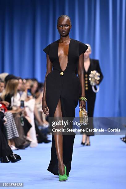 Model walks the runway during the Balmain Womenswear Spring/Summer 2024 show as part of Paris Fashion Week on September 27, 2023 in Paris, France.