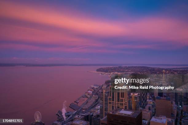 aerial seattle cityscape sunrise - seattle ferry stock pictures, royalty-free photos & images