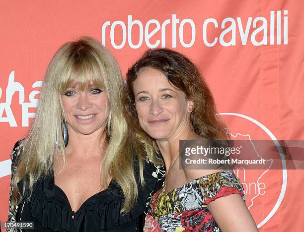 Jo Wood and Leah Wood pose for the 'Cash and Rocket Tour 2013' photocall at the Hotel Arts on June 13, 2013 in Barcelona, Spain.