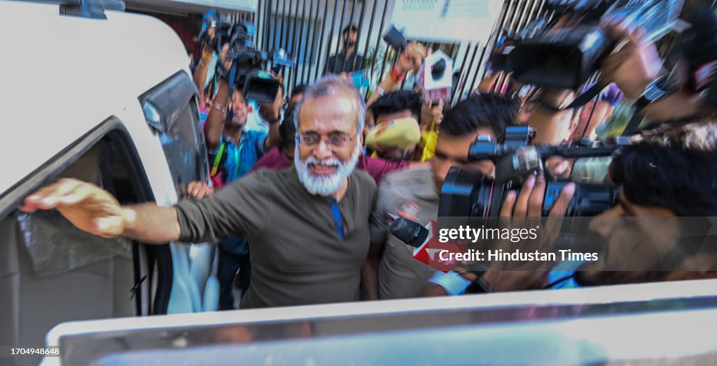 Delhi Police Raids NewsClick Office And Journalists Home
