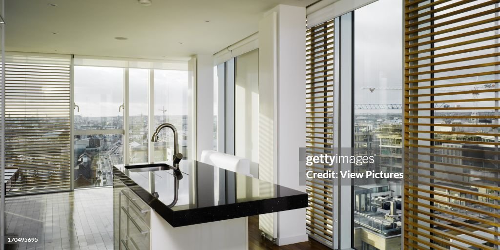 Altro Vetro, Tower Block Flats, Europe, Ireland, Dublin, 2008, S