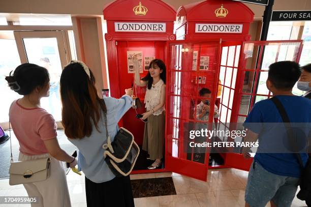 Chinese tourists crowd into Macau's Londoner Casino and sightseeing spots on October 4, 2023 taking advantage of the country's week-long holiday at...