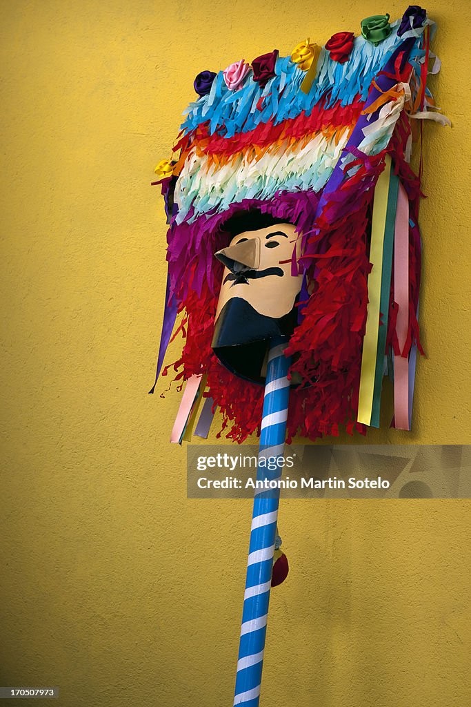 Mascara y Bastón de Boteiro de Viana do Bolo