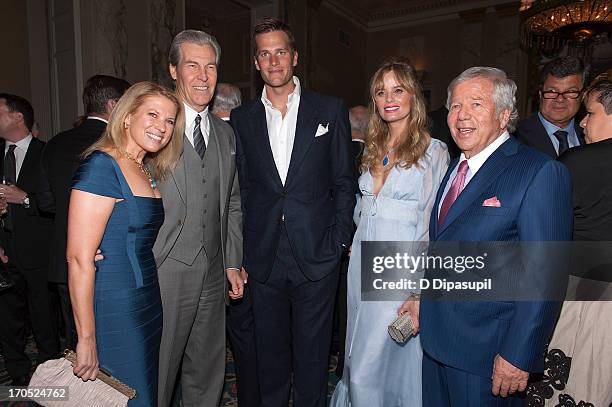 Terry Lander Terry Lundgren Honoree Photos and Premium High Res Pictures - Getty Images