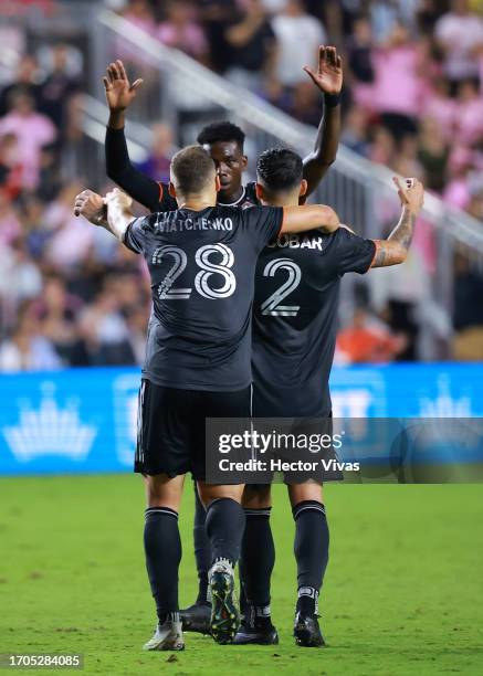 Teenage Hadebe, Franco Escobar and Erik Sviatchenko of the Houston Dynamo celebrate winning the 2023 U.S. Open Cup Final against the Inter Miami at...