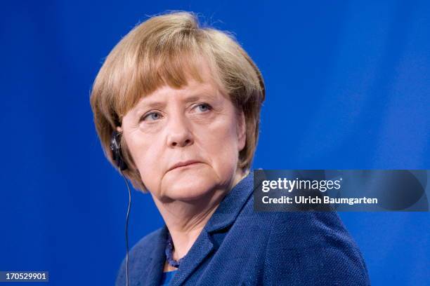 Federal Chancellor Angela Merkel during the press conference in the Federal Chancellory at the visit of the Chinese Prime Minister Li Kequiang on May...