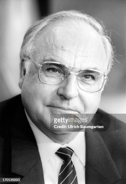 Federal Chancellor Helmut Kohl, CDU, on October18, 1989 in Bonn, Germany.