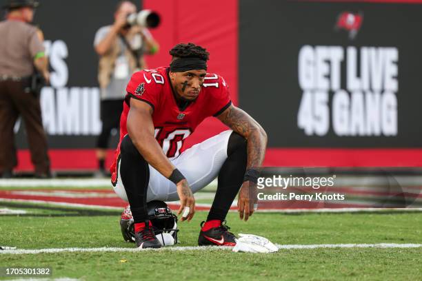 Trey Palmer of the Tampa Bay Buccaneers warms up prior to an NFL football game against the Philadelphia Eagles at Raymond James Stadium on September...