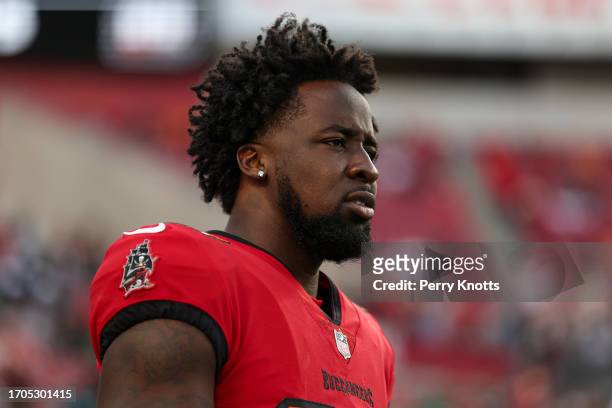 Dee Delaney of the Tampa Bay Buccaneers warms up prior to an NFL football game against the Philadelphia Eagles at Raymond James Stadium on September...