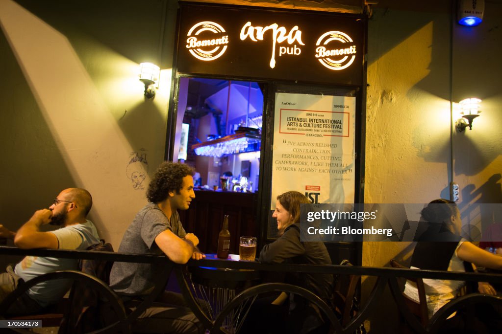 Tourism And Bars As Erdogan Meets Protestors Over Taksim Square Development