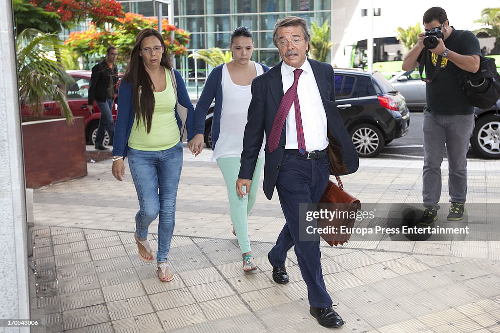 Tenerife Carnival Queen Attends Court