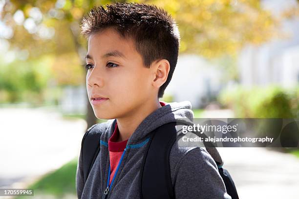 junger student - puertoricanischer abstammung stock-fotos und bilder