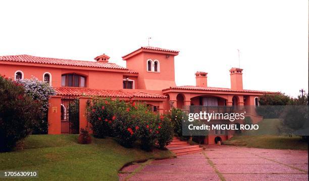 This 07 April photo shows the residence of alleged German kidnapper Thomas Drach in the resort of Punta del Este, Uruguay. Drach, who is believed to...