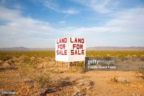 for sale sign. - las vegas sign stockfoto's en -beelden