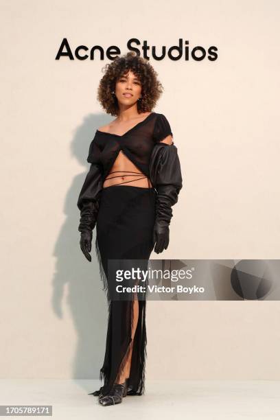 Alexandra Shipp attends the Acne Studios Womenswear Spring/Summer 2024 show as part of Paris Fashion Week on September 27, 2023 in Paris, France.