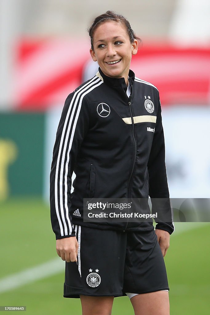 Women's Team Germany - Training & Press Conference