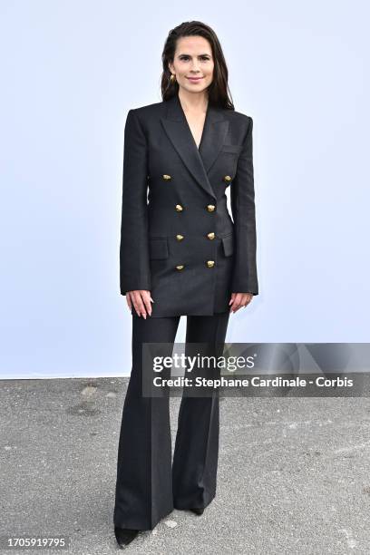 Hayley Atwell attends the Chloé Womenswear Spring/Summer 2024 show as part of Paris Fashion Week on September 28, 2023 in Paris, France.