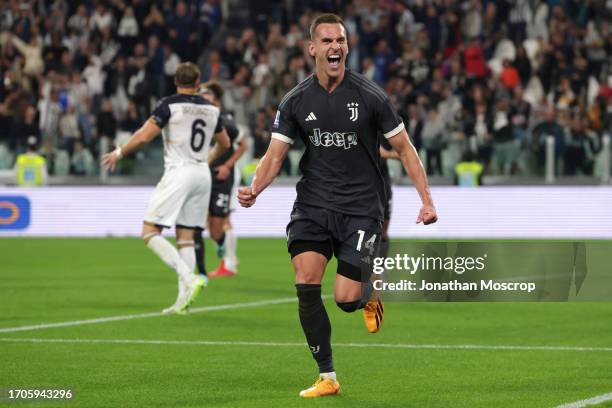 Arkadiusz Milik of Juventus celebrates after scoring to give the side a 1-0 lead during the Serie A TIM match between Juventus and US Lecce at...