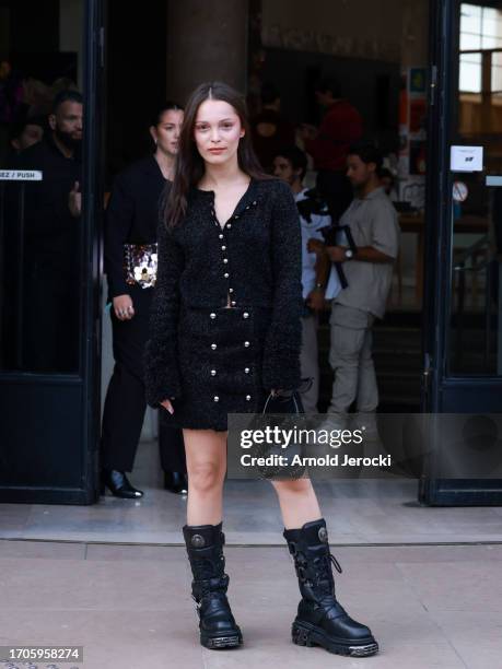 Lola Le Lann attends the Rabanne Womenswear Spring/Summer 2024 show as part of Paris Fashion Week on September 28, 2023 in Paris, France.