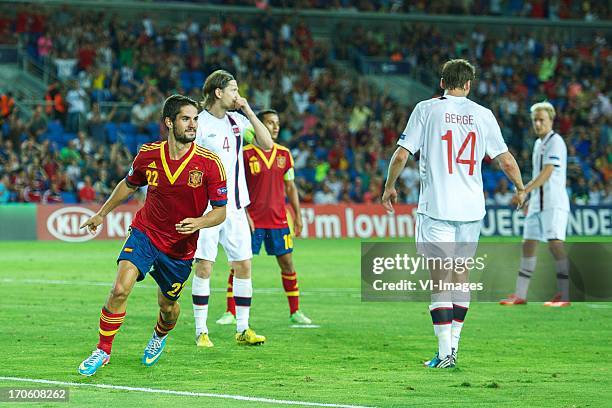 Isco of Spain U21, Stefan Strandberg of Norway U21, Thiago Alcantara of Spain U21, Fredrik Semb Berge of Norway U21, Havard Nielsen of Norway U21...