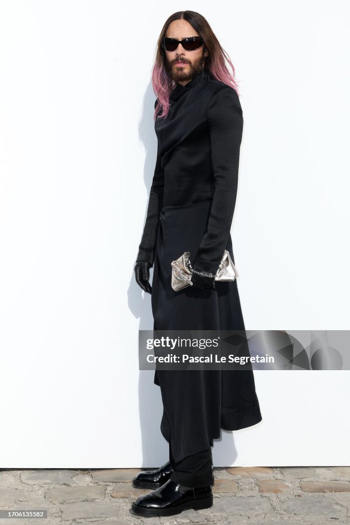 Givenchy : Photocall - Paris Fashion Week - Womenswear Spring/Summer 2024