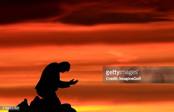preghiera per salvation e perdono - divinità foto e immagini stock