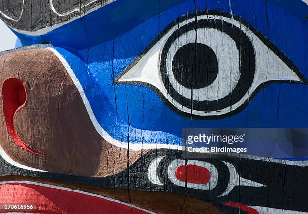totem pole in victoria, b.c. canada - totem pole stock pictures, royalty-free photos & images